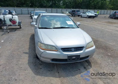 2000 Honda Accord 2.3 Lx z USA, uszkodzony, nr VIN 1HGCG324XYA022850